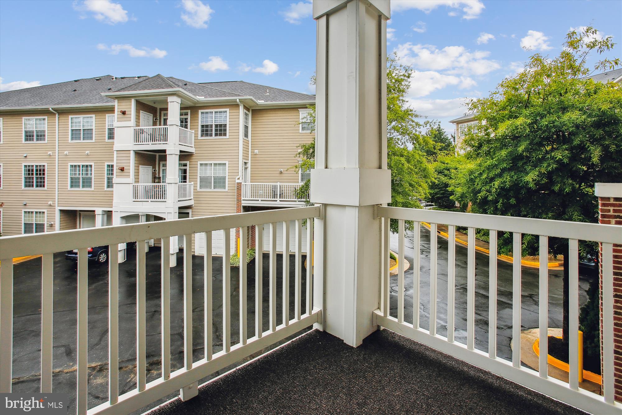 7880 Rolling Woods Ct #305