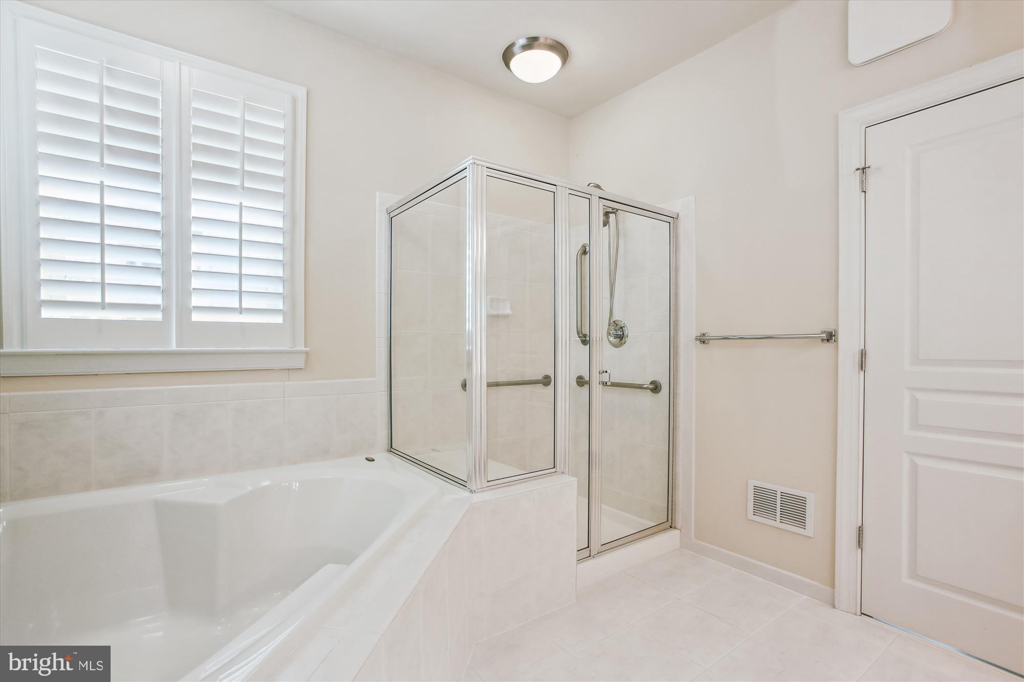 7880 Rolling Woods Ct #305