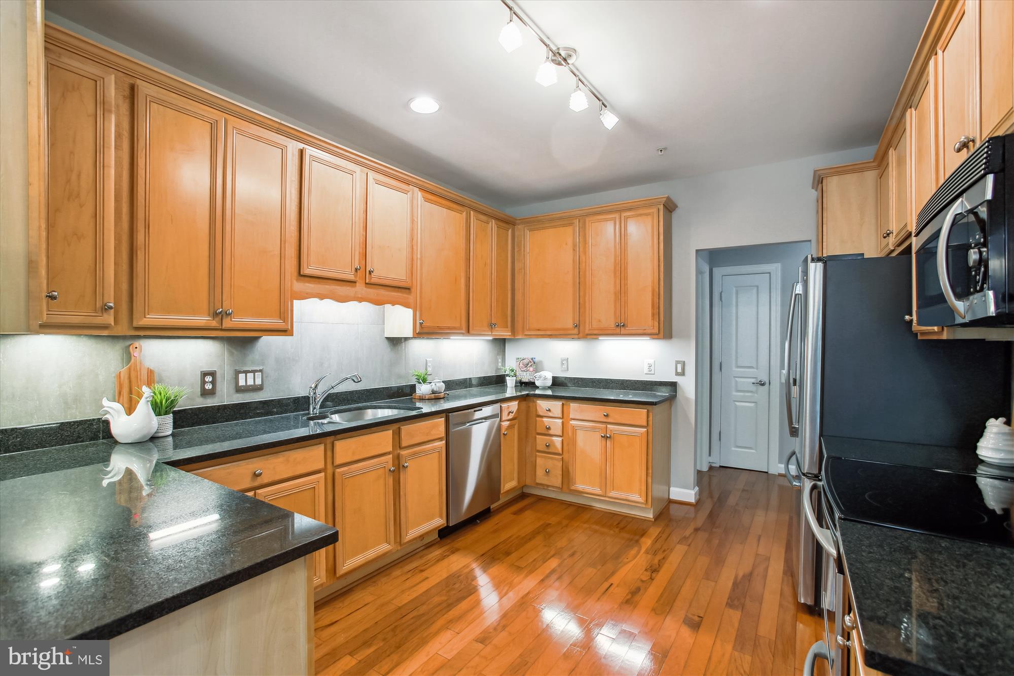 7880 Rolling Woods Ct #305