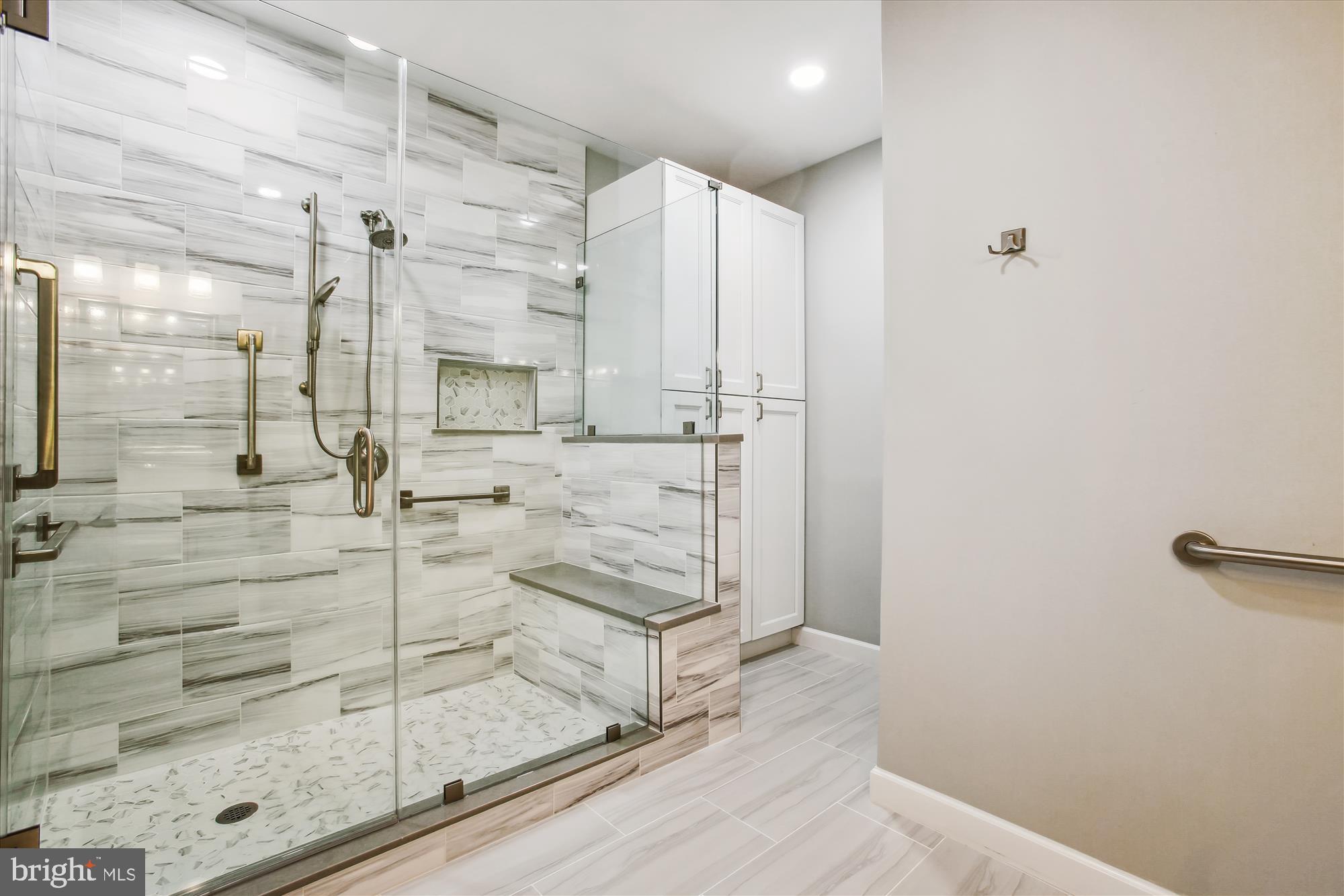 7880 Rolling Woods Ct #305