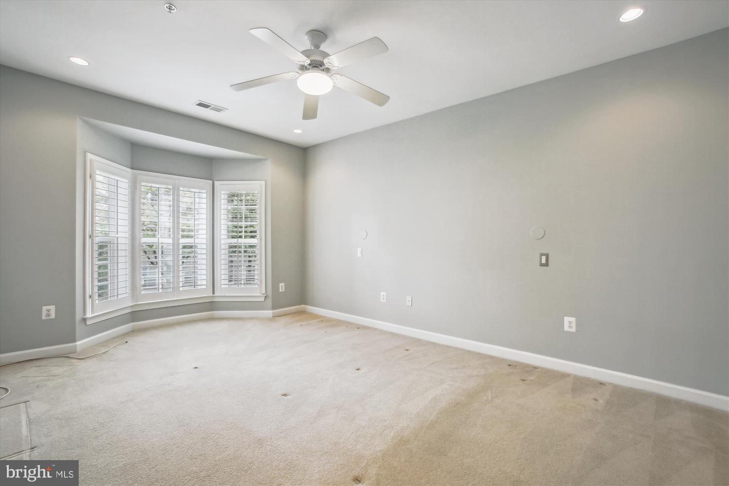 7880 Rolling Woods Ct #305