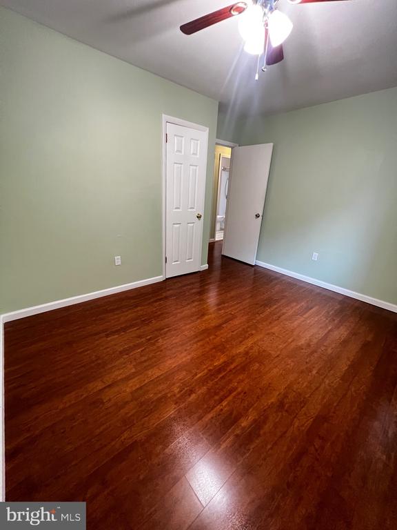 7936 Orange Plank Rd