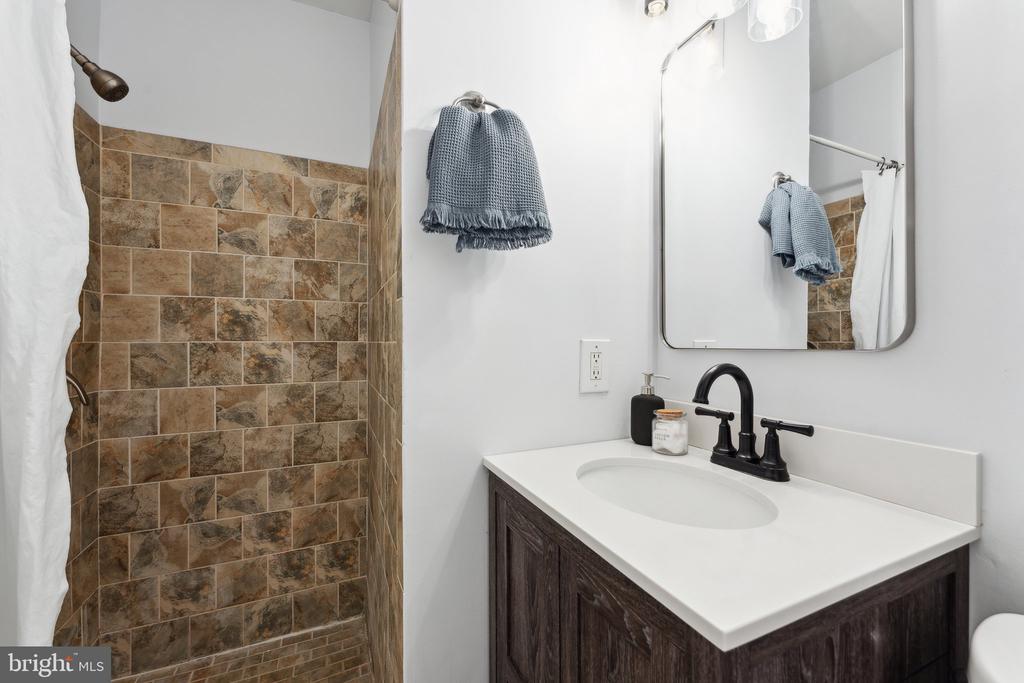7541 Denver Ct