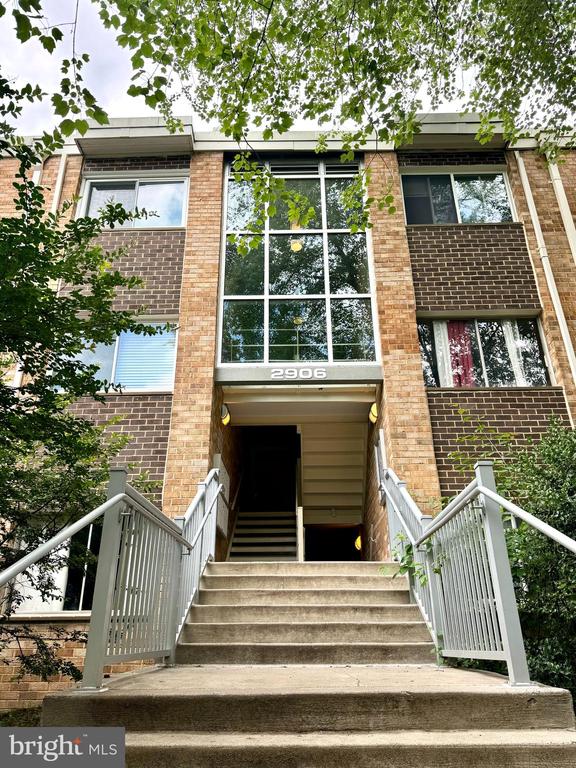 2906 Kings Chapel Rd #8