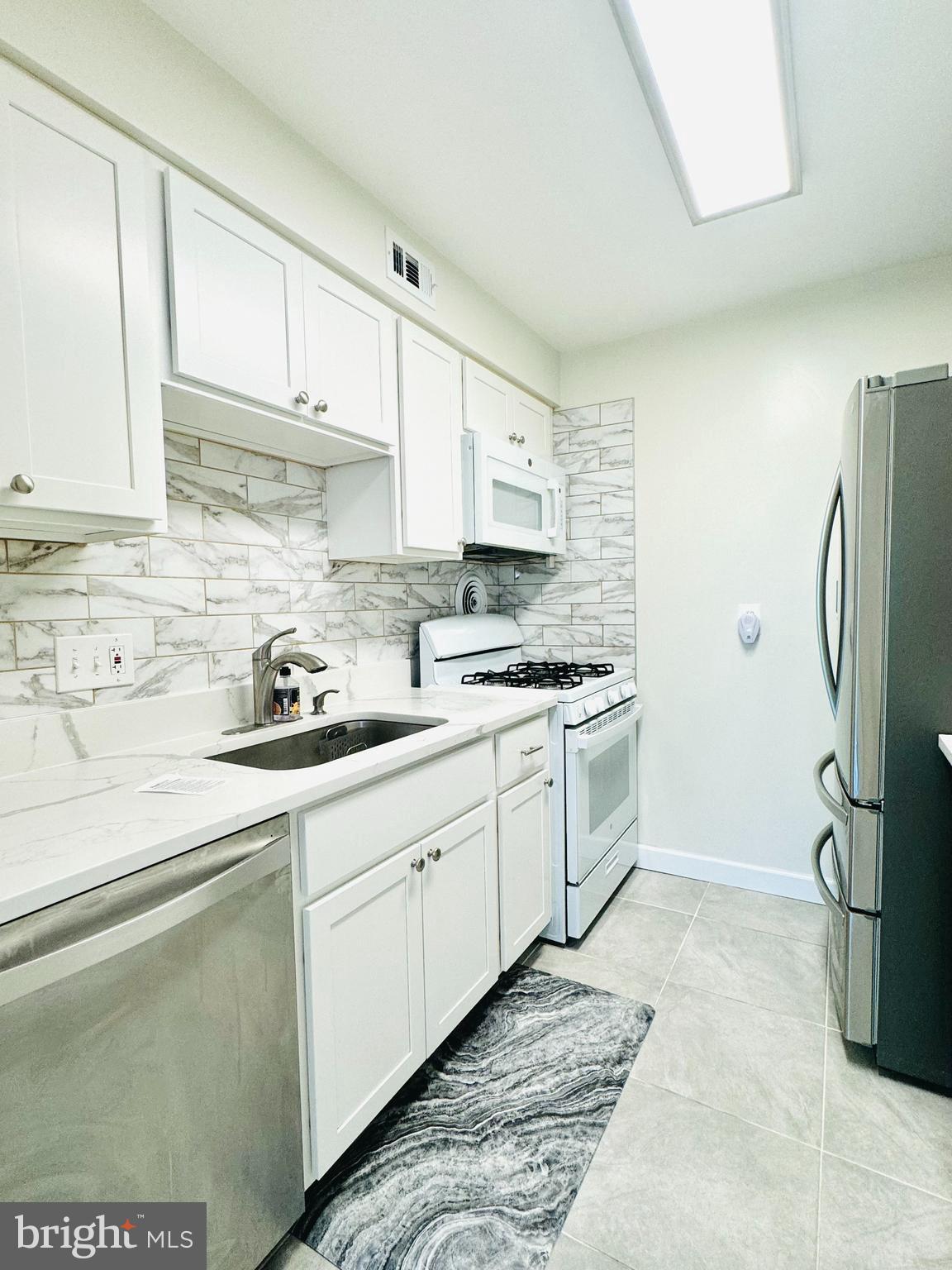 2906 Kings Chapel Rd #8