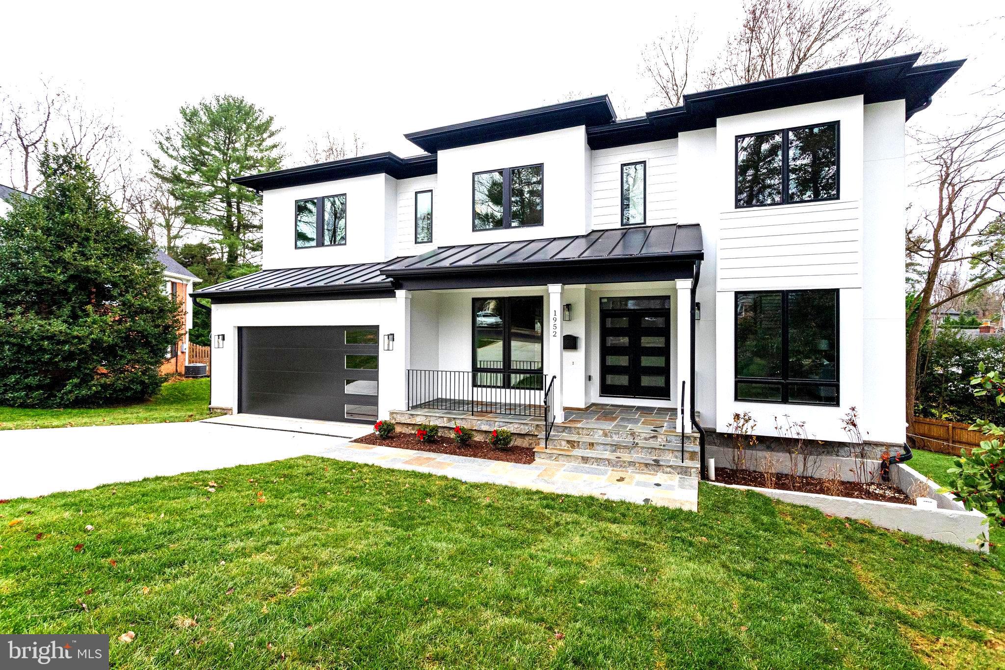 1952 Foxhall Rd