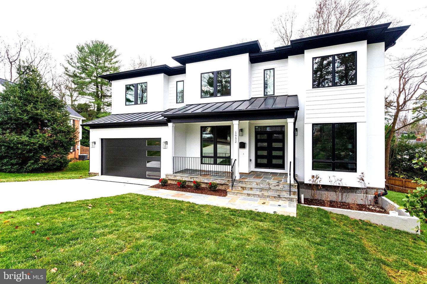 1952 Foxhall Rd