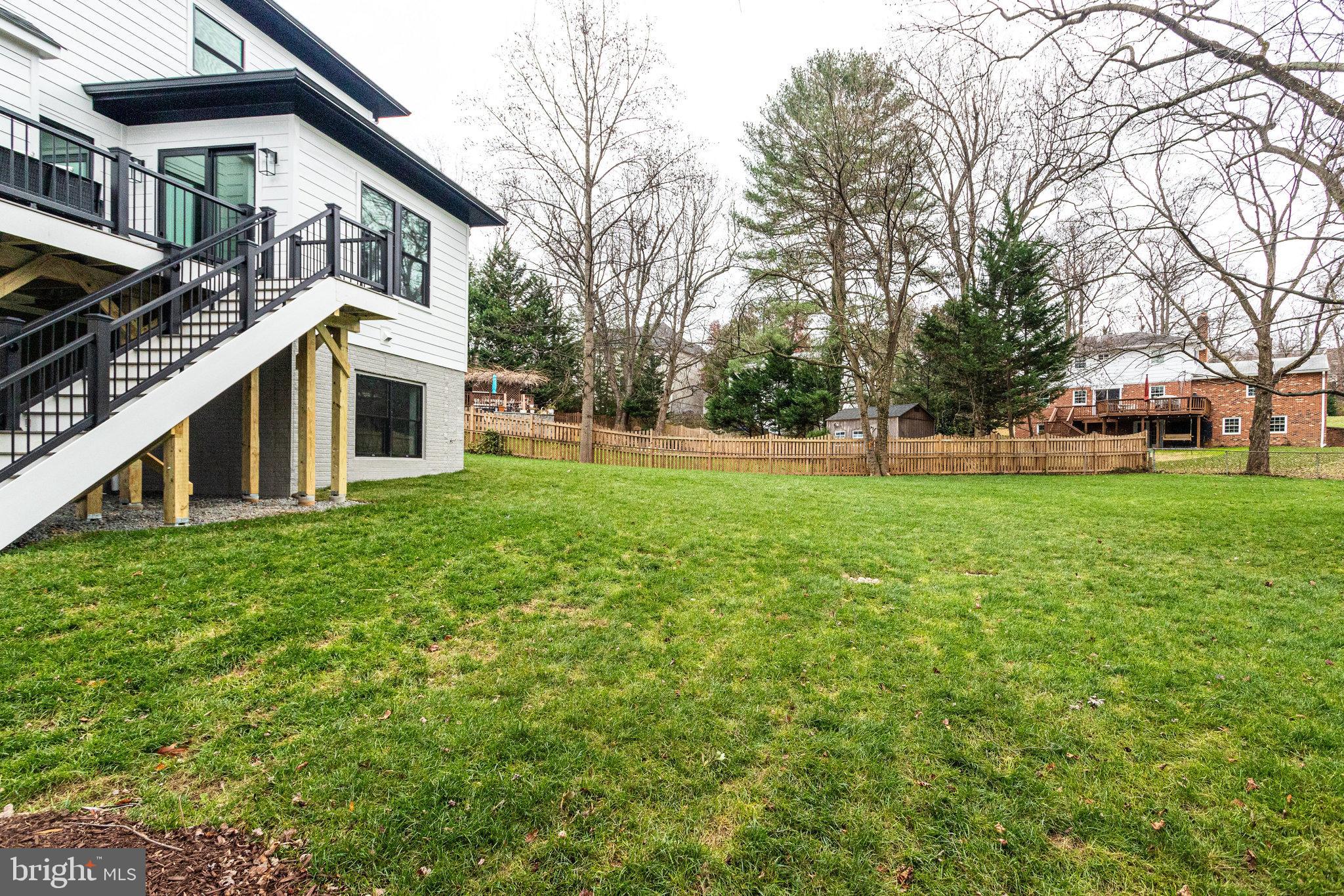 1952 Foxhall Rd