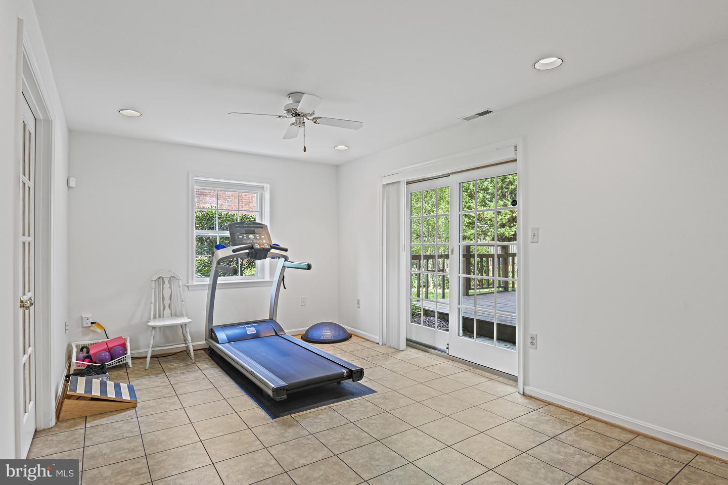 7009 Hamel Hill Ct