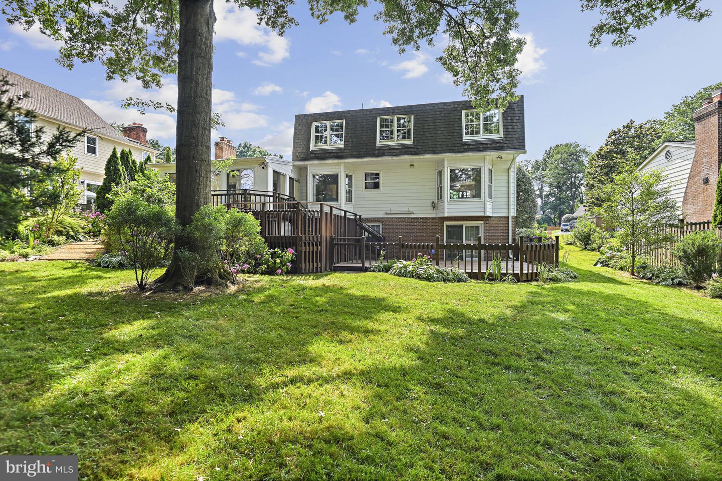 7009 Hamel Hill Ct