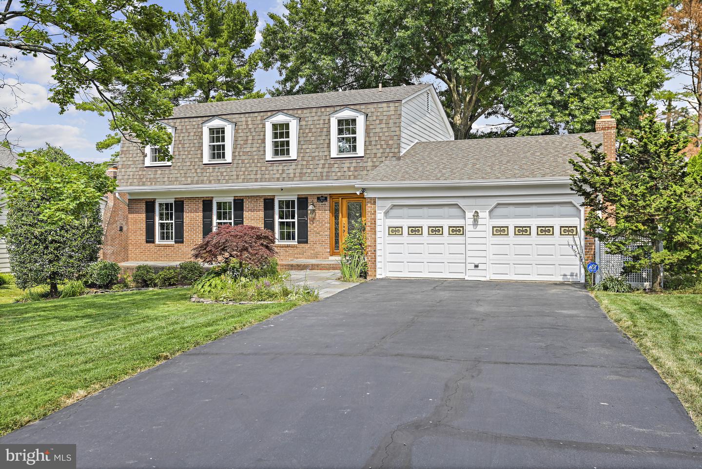 7009 Hamel Hill Ct
