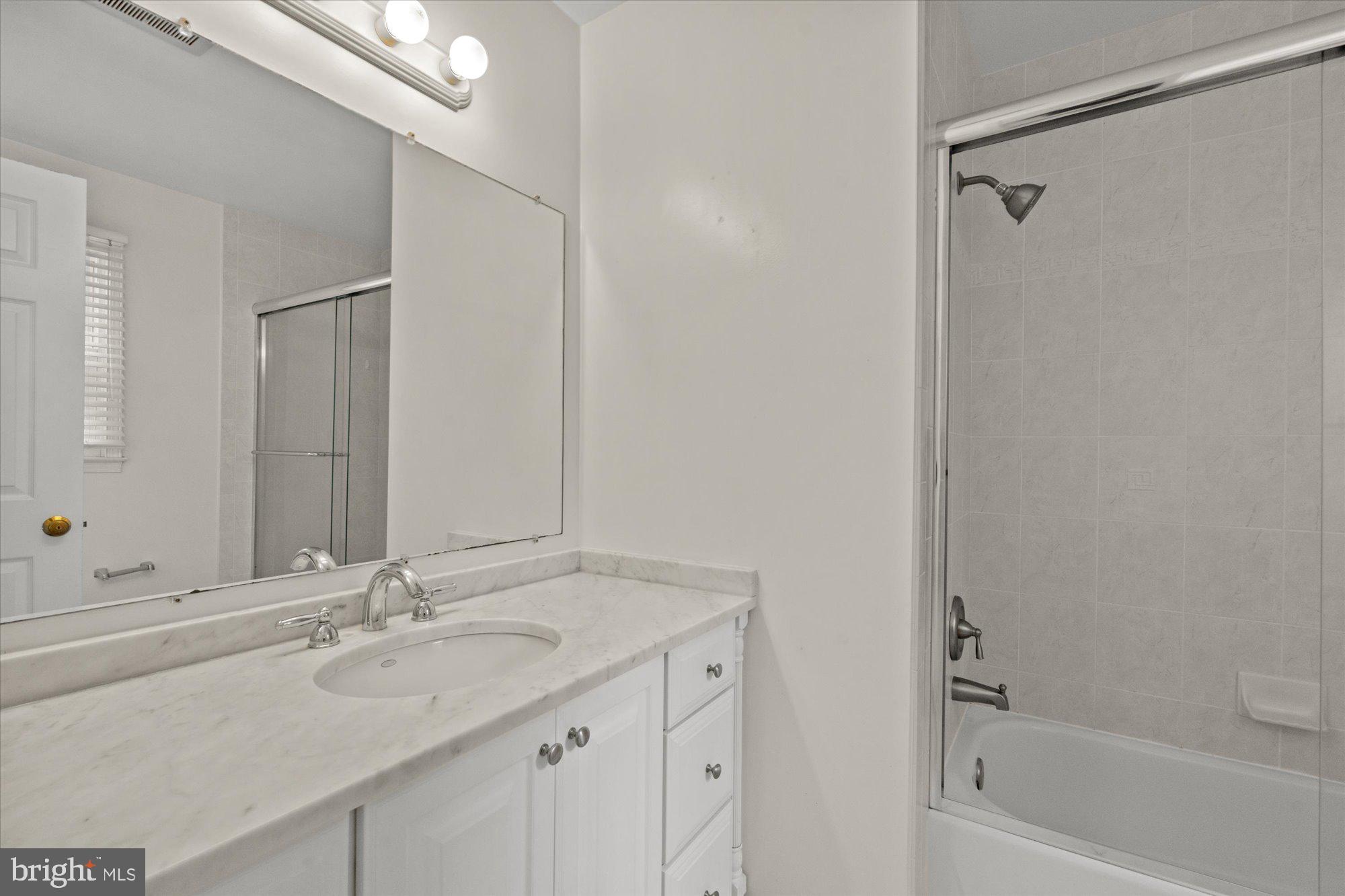 7781 NEWINGTON WOODS DRIVE