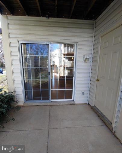 7064 FALLS REACH DR #7064