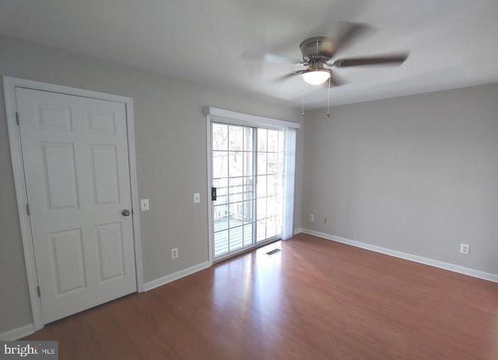 7064 FALLS REACH DR #7064