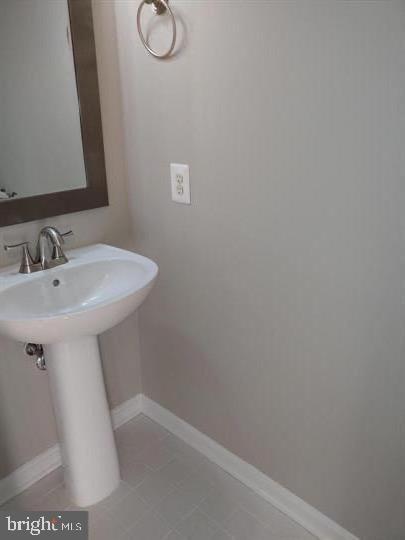 7064 FALLS REACH DR #7064