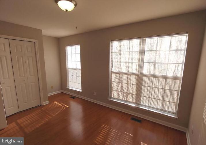 7064 FALLS REACH DR #7064