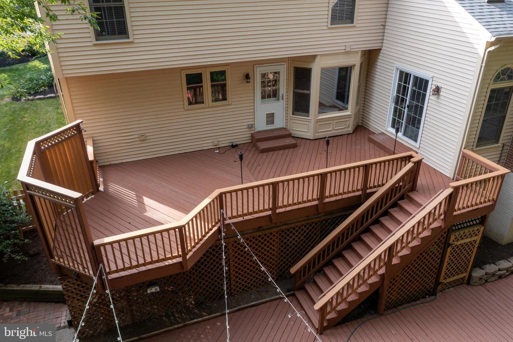 8628 Oak Chase Cir