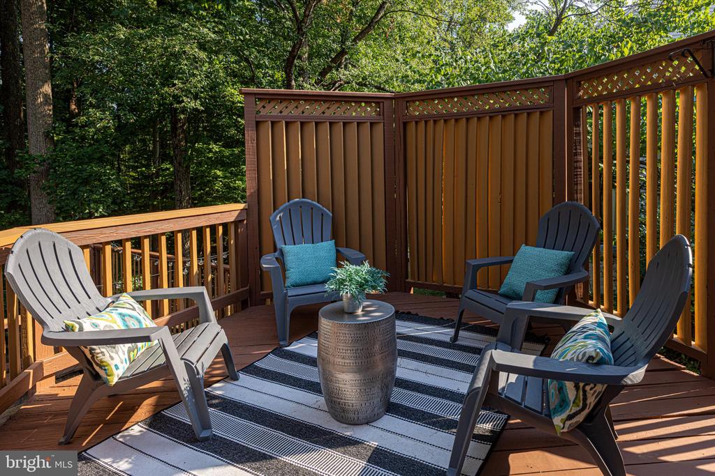 8628 Oak Chase Cir