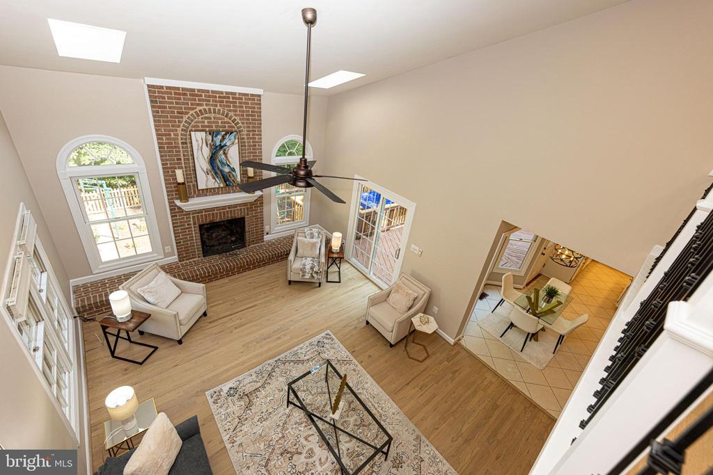 8628 Oak Chase Cir