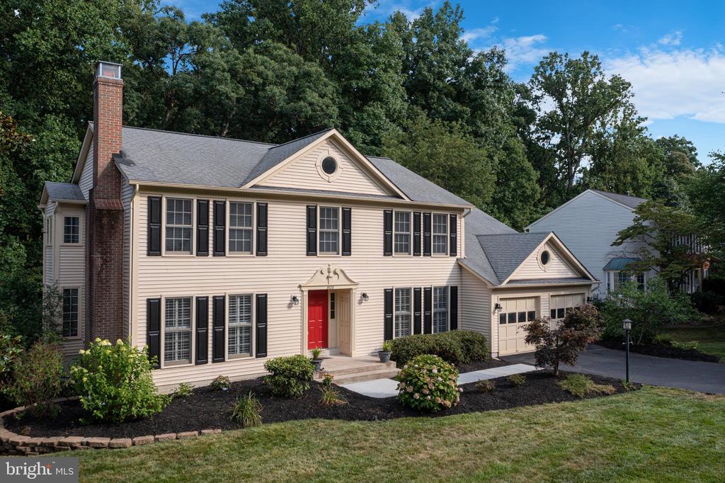 8628 Oak Chase Cir
