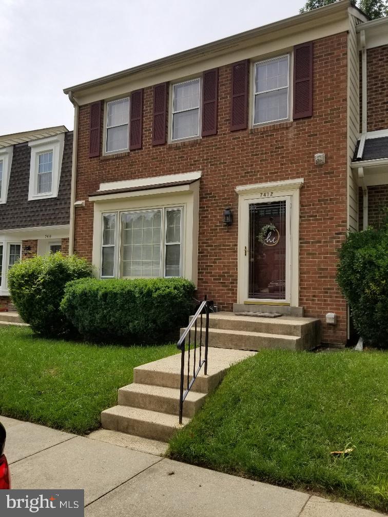 7412 ERSKA WOODS CT