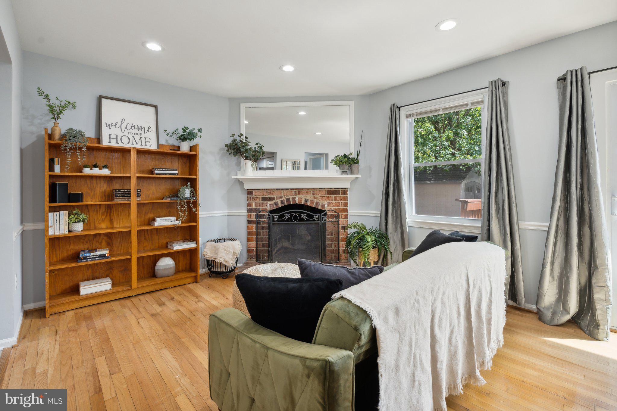 807 Sycamore Ct