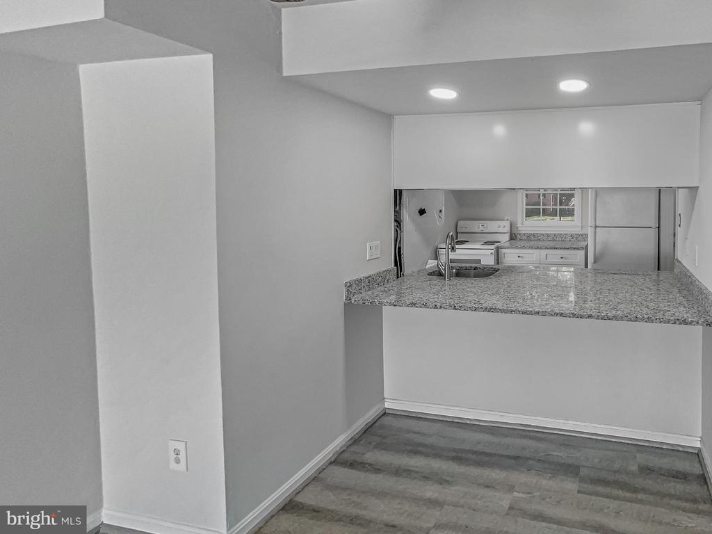 14477 Cool Oak Ln