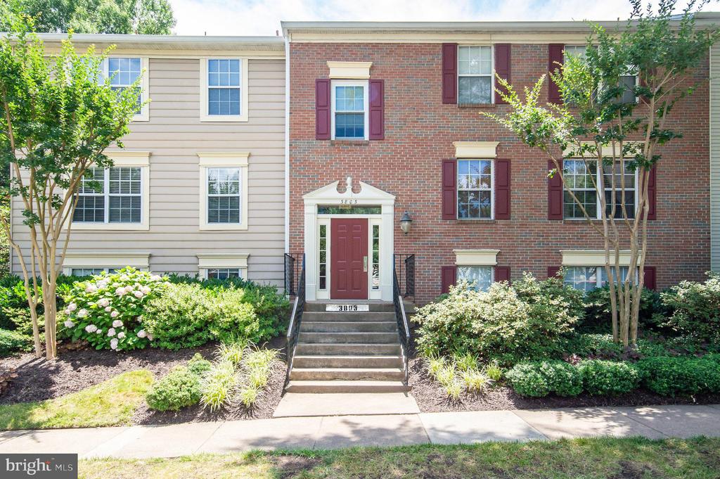 3803 Green Ridge Ct ##101