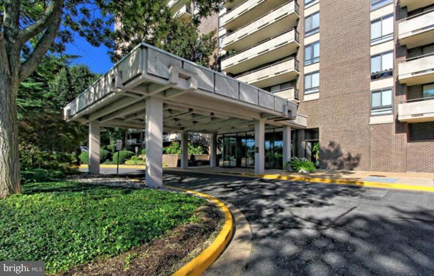 1800 Old Meadow Rd #520