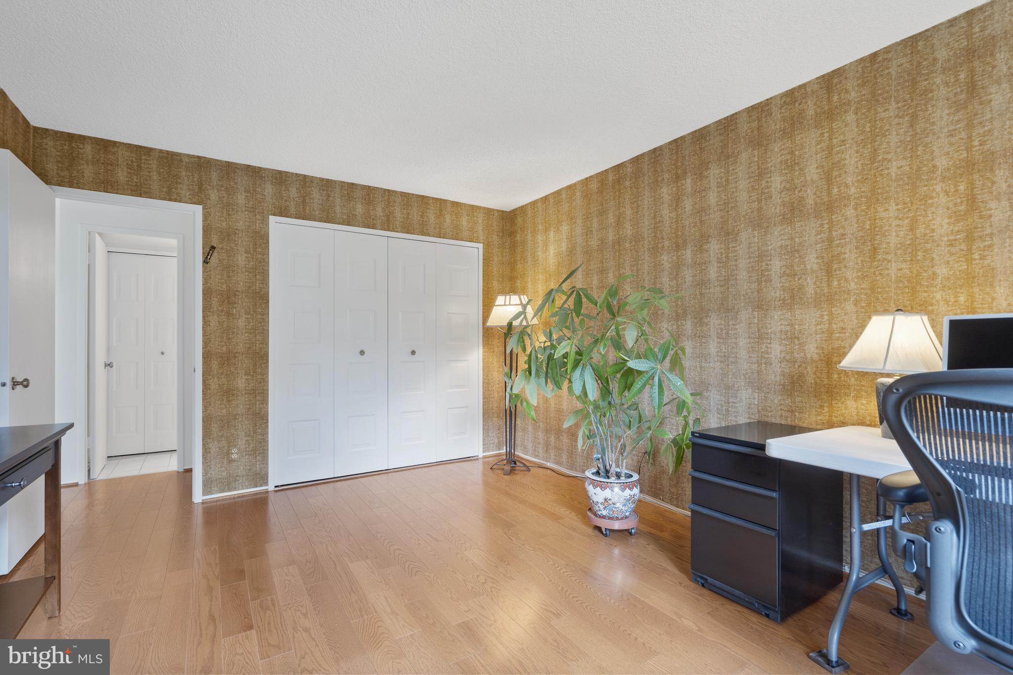 1800 Old Meadow Rd #520