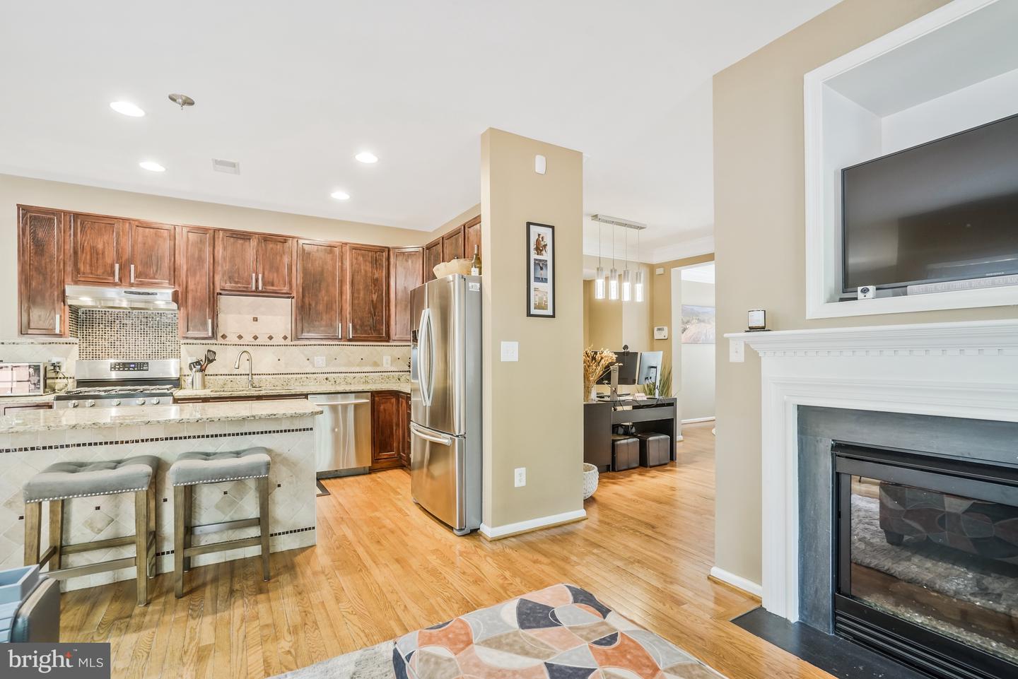 7758 Grandwind Dr