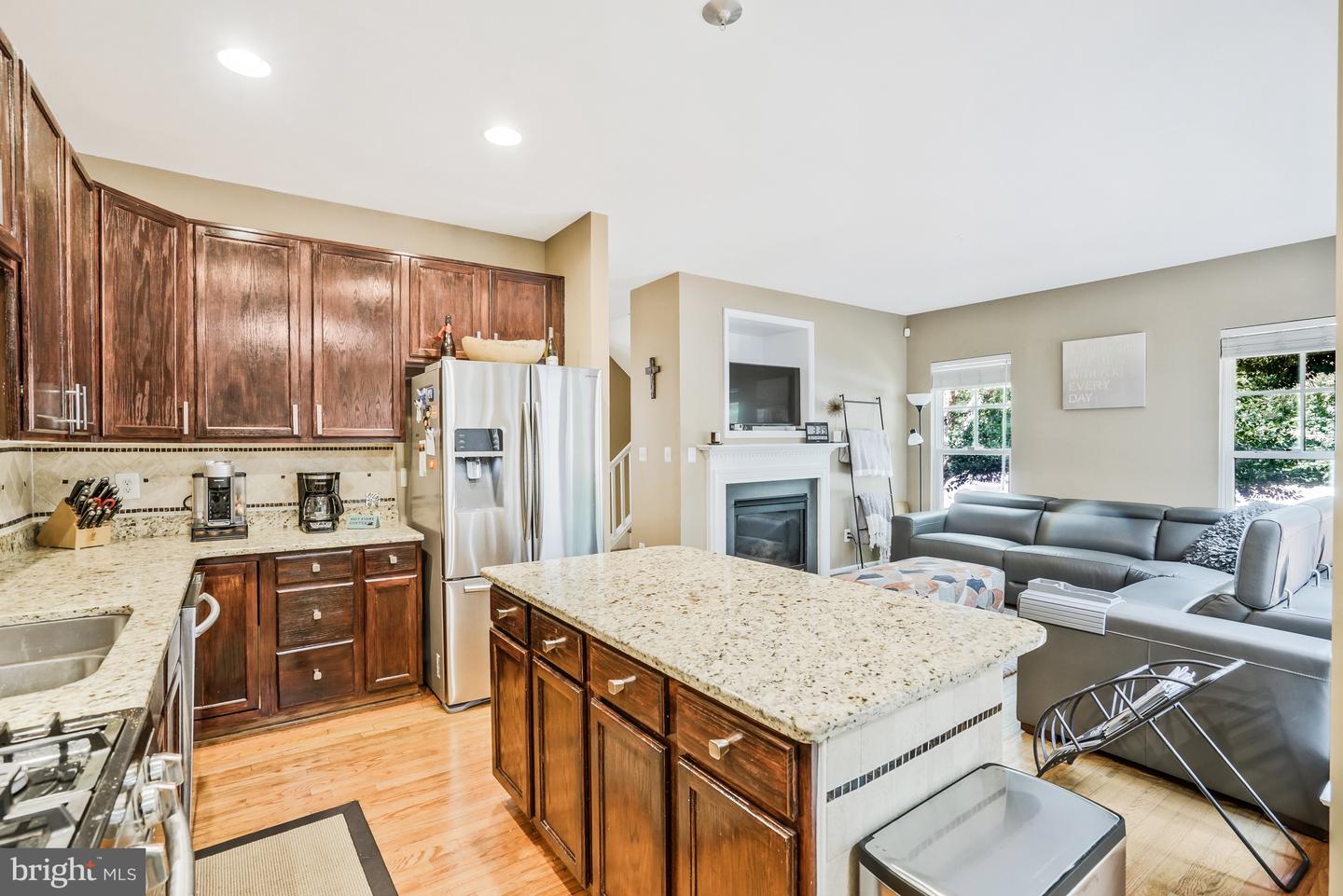7758 Grandwind Dr