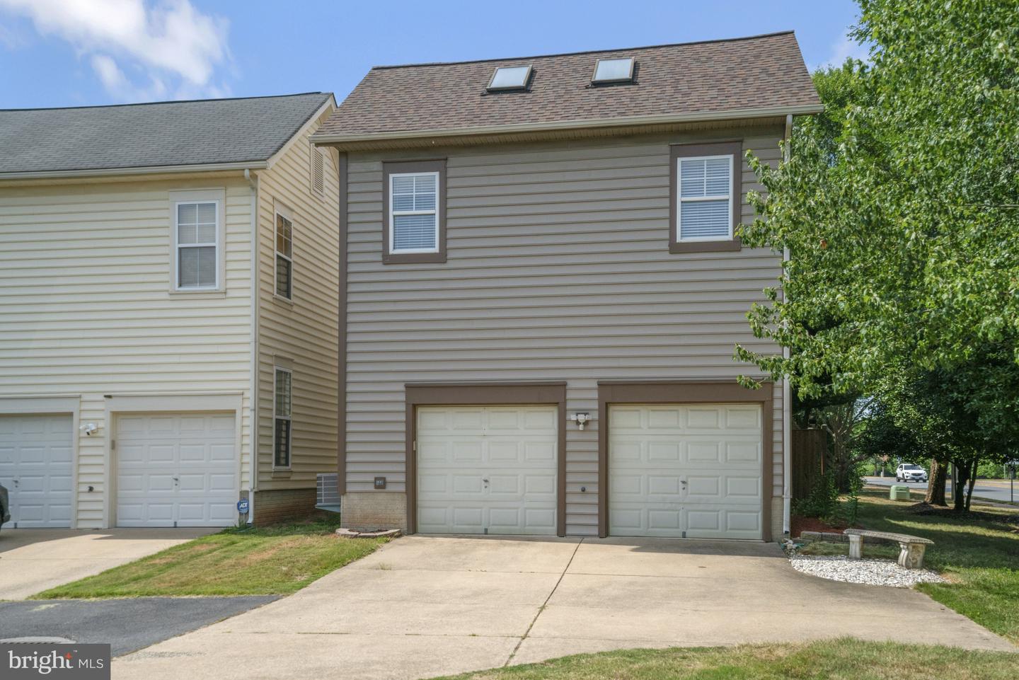 7758 Grandwind Dr