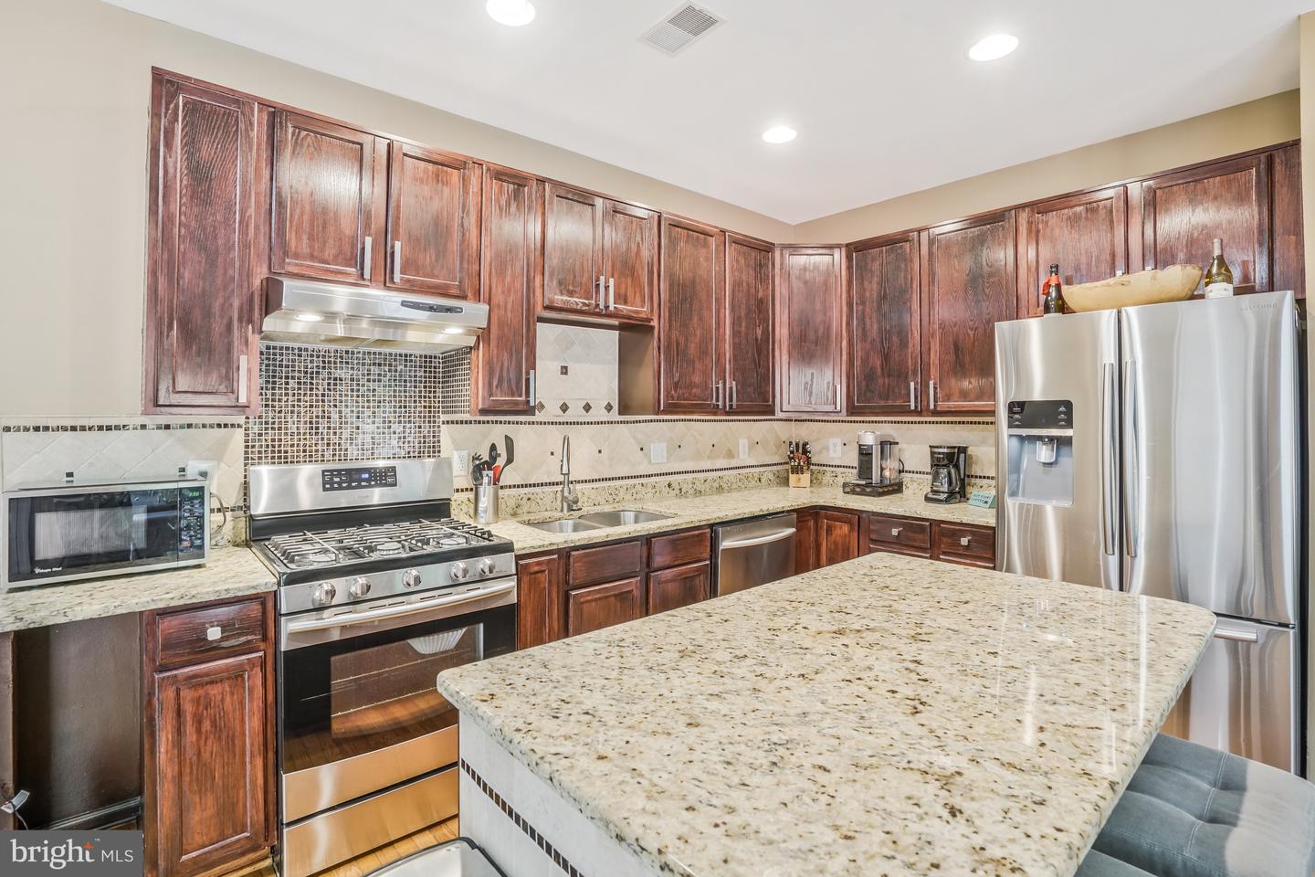 7758 Grandwind Dr
