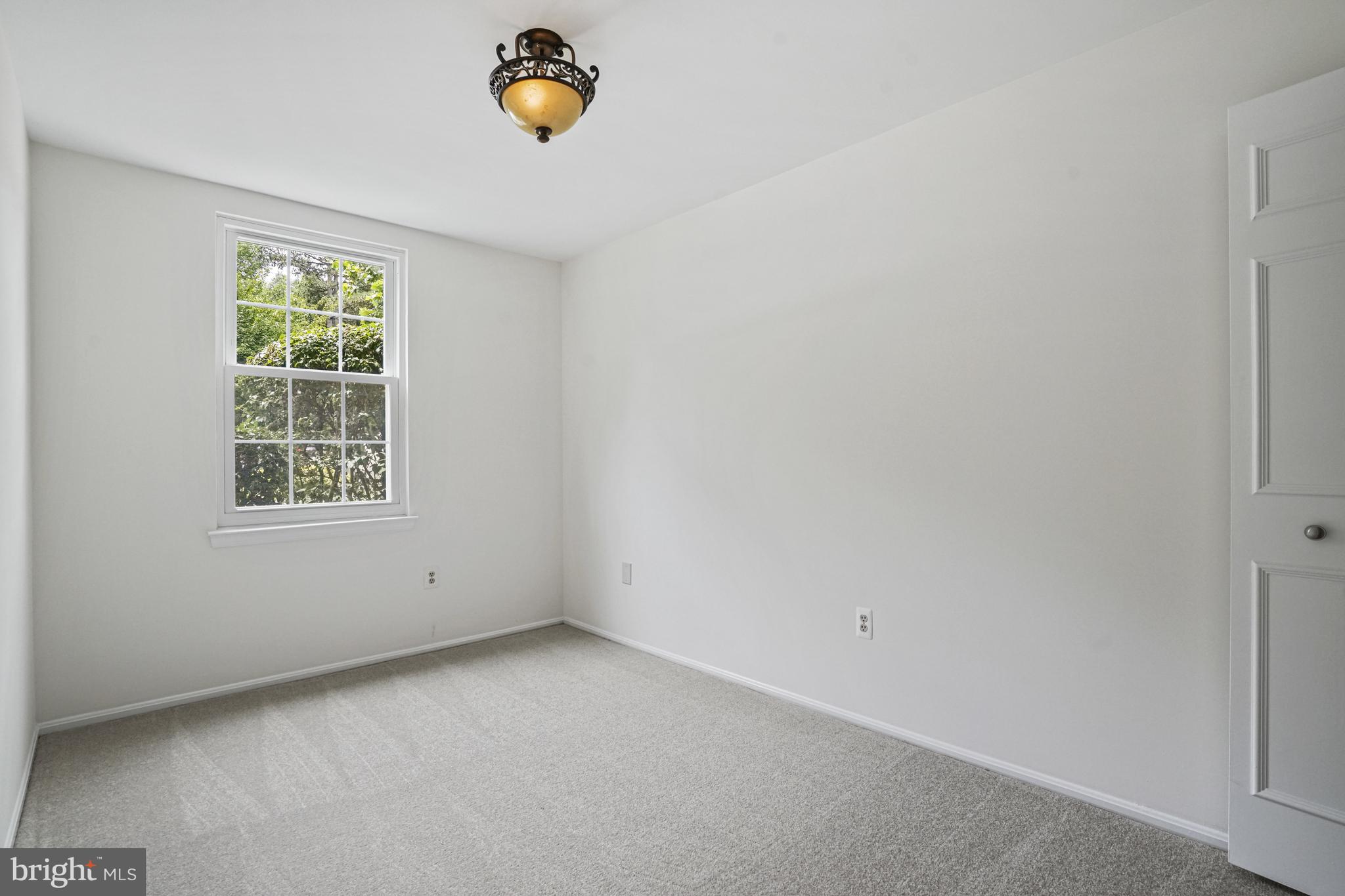 7735 Inversham Dr #174