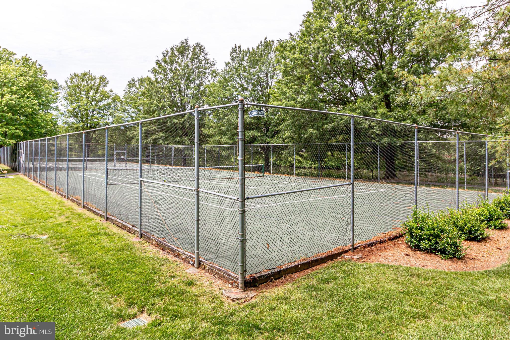 7735 Inversham Dr #174