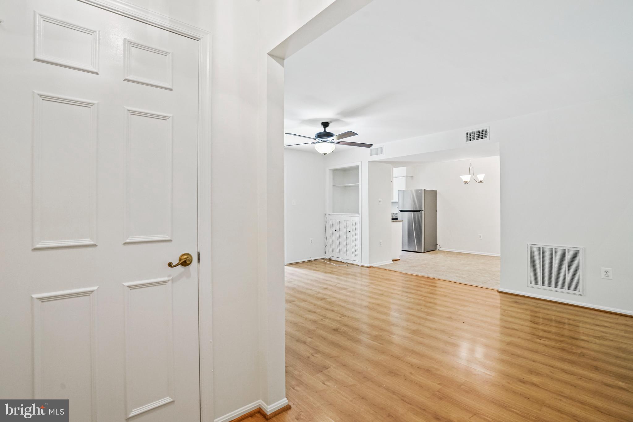 7735 Inversham Dr #174