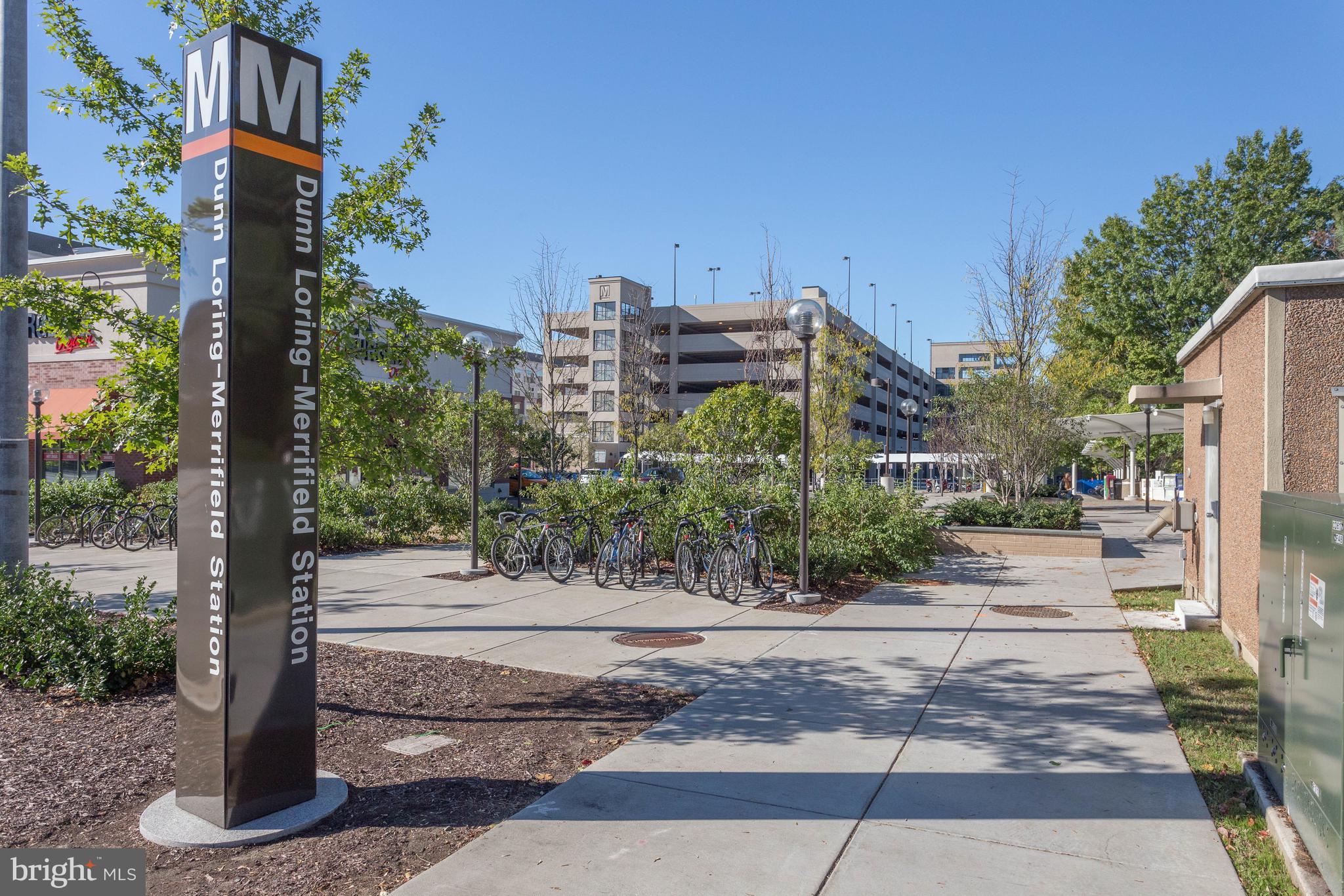 7735 Inversham Dr #174