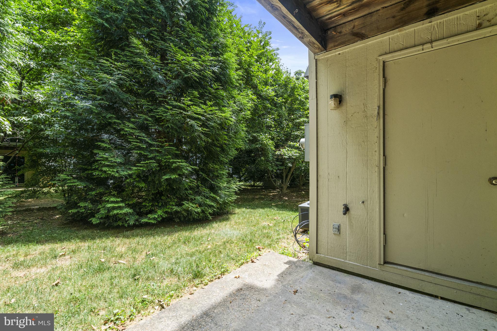 7735 Inversham Dr #174