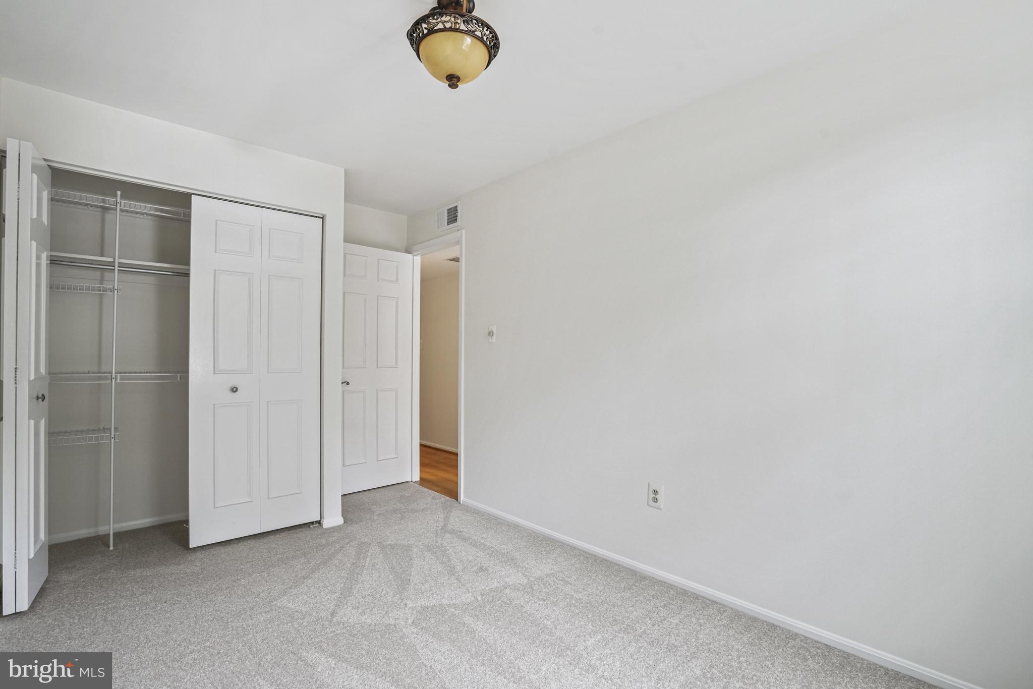 7735 Inversham Dr #174