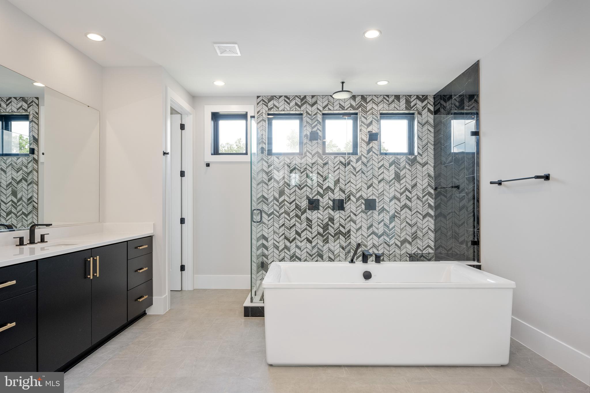 1205 RILEY PRESERVE COURT