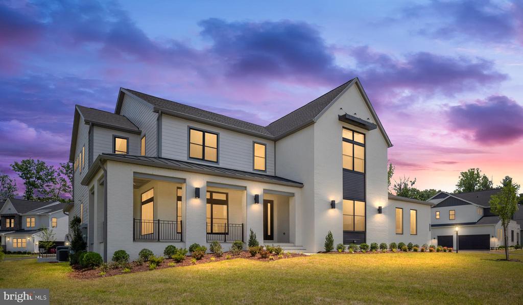 1205 RILEY PRESERVE COURT
