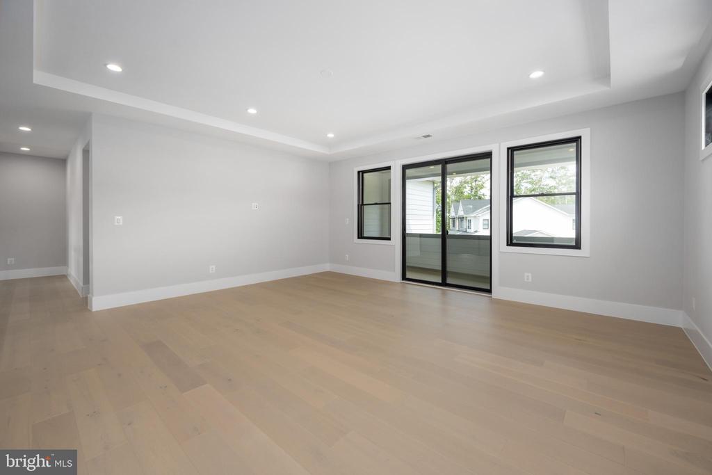 1205 RILEY PRESERVE COURT