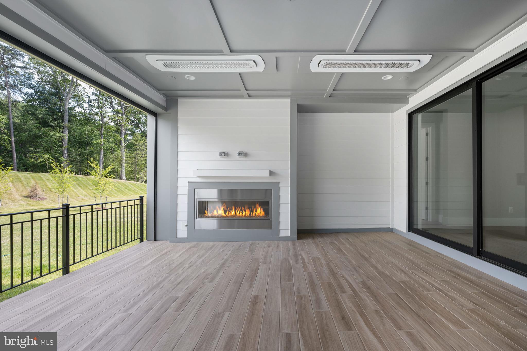 1205 RILEY PRESERVE COURT