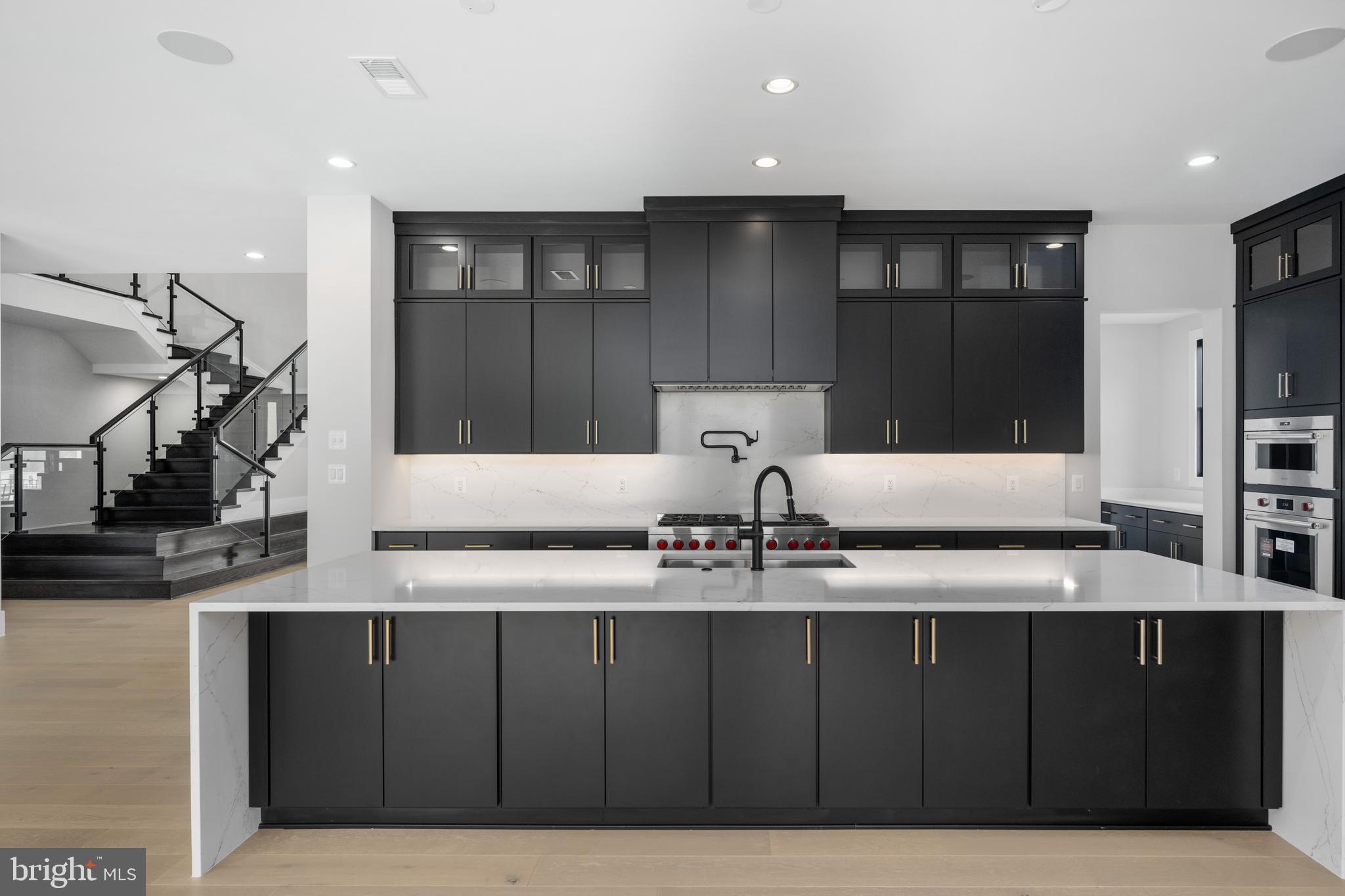 1205 RILEY PRESERVE COURT