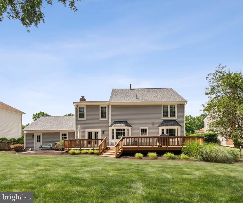 9412 Crosspointe Dr