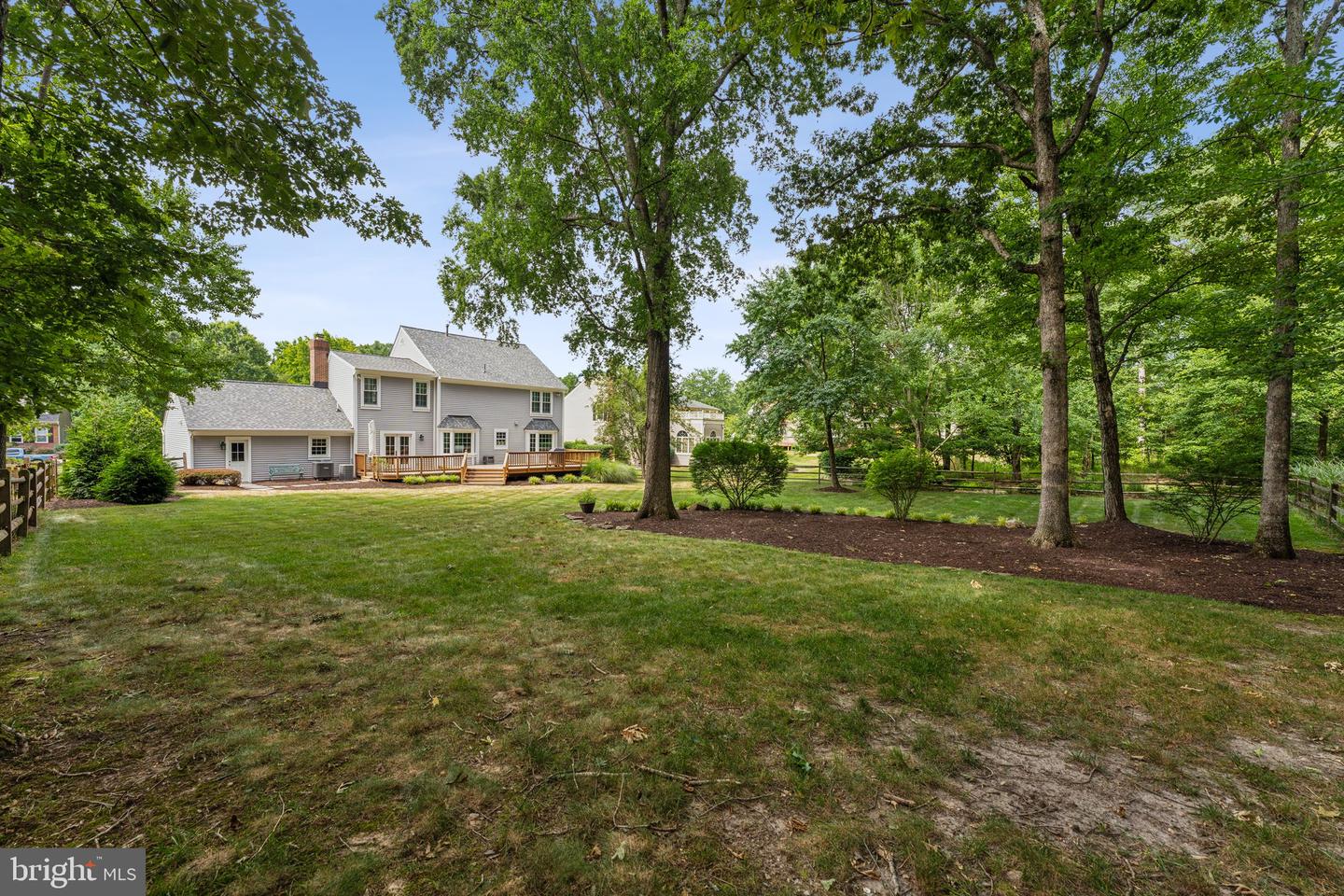9412 Crosspointe Dr