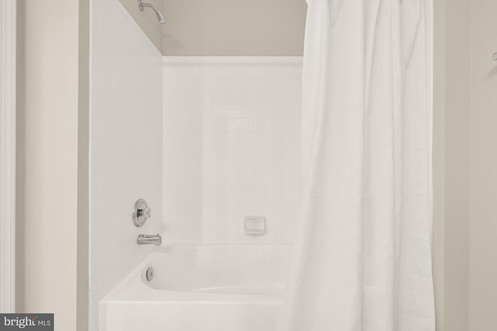 7515 SNOWPEA COURT 168