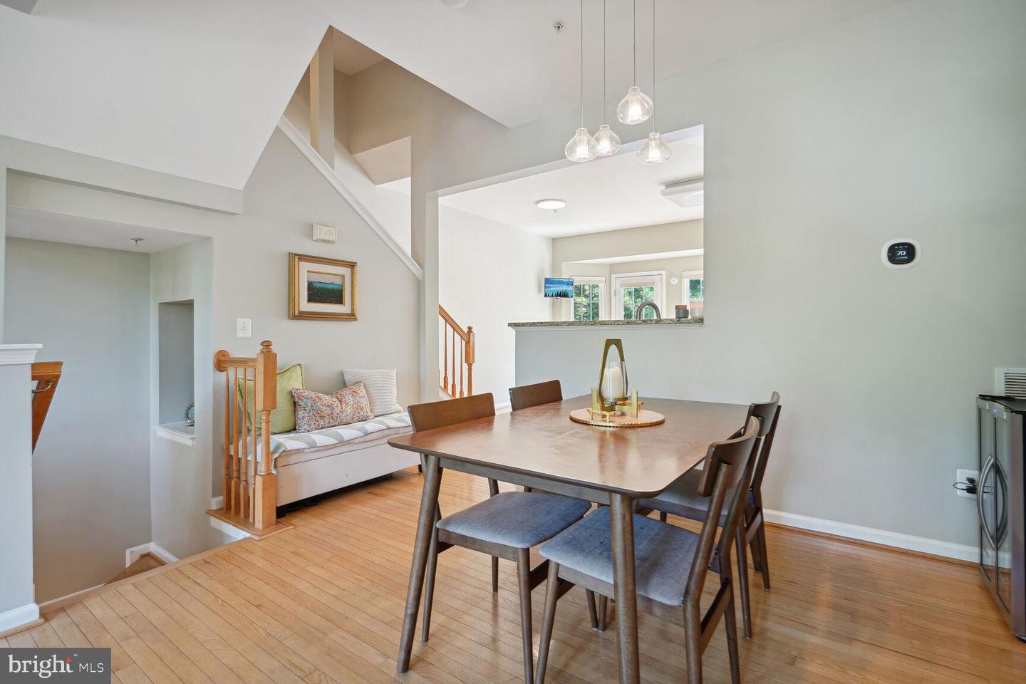 2950 HUNTINGTON GROVE SQ