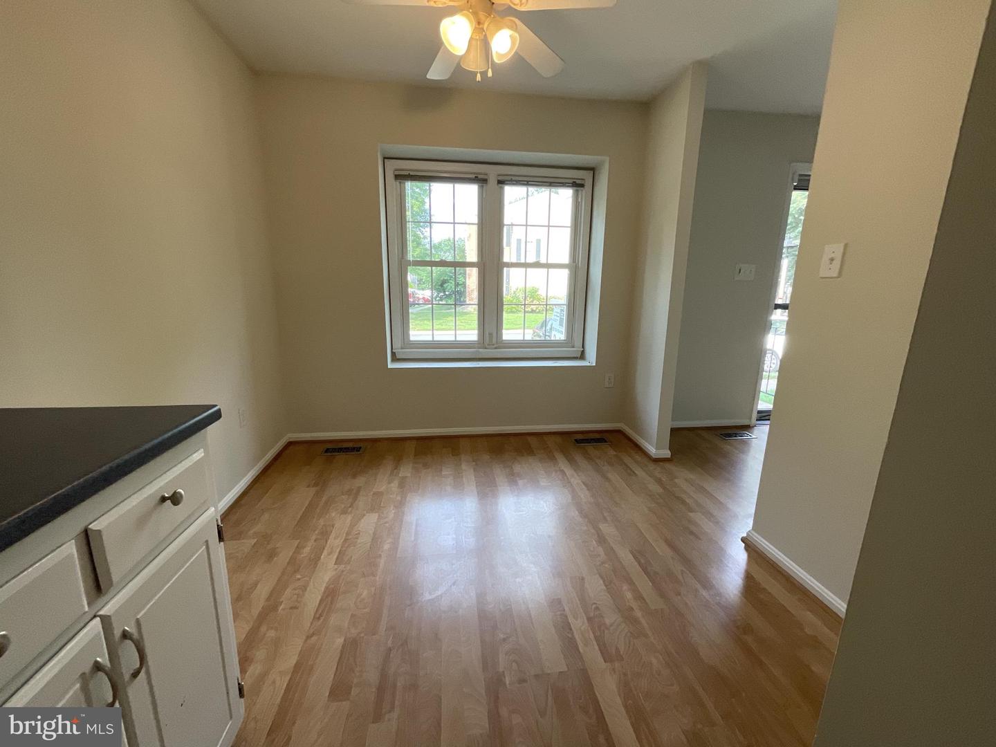 2933 CASHEL LN